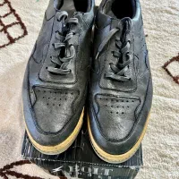 کفش کتونی خاکستری تیره رویه چرم|کیف، کفش، کمربند|آستارا, |دیوار