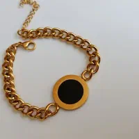 دستبند و گردنبند|بدلیجات|قدس, شهرقدس|دیوار