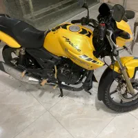 آپاچی180