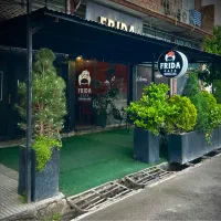 کمک باریستا (کافه فریدا)