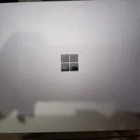 لبتاب مایکروسافت  فوق‌العاده تمیز وشیک