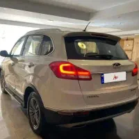 تیگو ۵ کارمندی