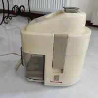 آبمیوه گیری برقی