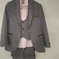 تعدادی پیراهن  پسرانه درحد نو و نو