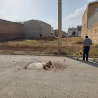 زمین تجاری ۲۴۰ متری فروشی  شهرک دستغیب زیتون