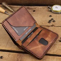 کیف پول گمشده خیابان معلم