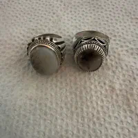 یه جفت انگشتر شهر آس محکم و قدیمی و تمیز