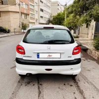 206 تیپ ۲مدل ۱۳۹۰