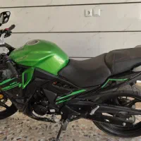 مگلی 200 در حد صفر  کارکرد زیر 1000 تا