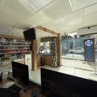 یک نفر خانم ادمین و تولید کننده محتوا اینستاگرام