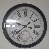 ساعت بسیار شیک