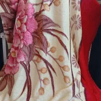 پتوی گلبافت دو نفره کرم قرمز گل دار
