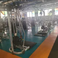 سرایدار و نظافتچی باشگاه ورزشی
