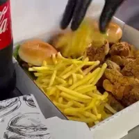 کارگر ساده اقاو پیک موتوری  در منظریه