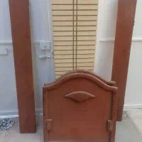 دور تخت کودک کار کرده سالم