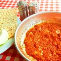 آشپز، کمک آشپز، سالن‌دار و ظرف‌شور