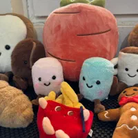 ده عدد عروسک|اسباببازی|تهران, دانشگاه شریف|دیوار