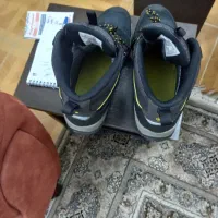 کفش کوه نوردی دانلوپ انگلیس|کیف، کفش، کمربند|لاهیجان, بوجایه|دیوار