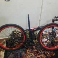 سلام دوچرخه نو نو فقت تایر باز کردم وزین میخات