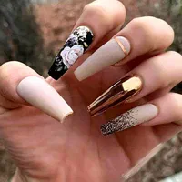 کاشت ناخن۱۸۰ترمیم۱۳۰ میکاپ مژه اکستنشن هیدن میکرو|خدمات آرایشگری و زیبایی|کرج, گلشهر|دیوار