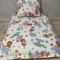 تشک نوزادی به همراه بالشت