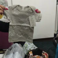 لباس و وسایل نوزاد|کفش و لباس بچه|رباط‌کریم, رباط‌کریم|دیوار