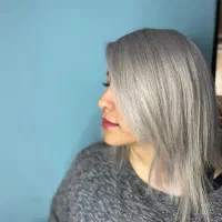 رنگ و لایت|خدمات آرایشگری و زیبایی|صدرا-فارس, فاز ۱|دیوار