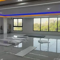 آپارتمان ۲۹۰ متری ۴ خوابه بر خیابان امام خمینی