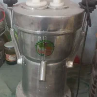 دستگاه اب هویج وسیب گیری