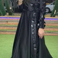 لباس مجلسی|لباس|رشت, باهنر|دیوار