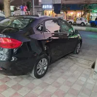 جک J4 مدل 1402 مشکی کارکرد 20 هزار