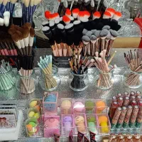 دو فروشنده خانم جهت فروشگاه آرایشی بازار ۱۵خرداد|استخدام بازاریابی و فروش|تهران, بازار|دیوار