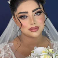 گریم میکاپ و شنیون تخصصی فقط چهارصد ۴۰۰