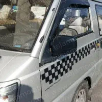 تاکسی ون دلیکا به همراه سرویس