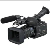 دوربین فیلمبرداری حرفه‌ای سونی Sony HVR-Z7E تمیز