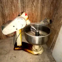 خمیر گیر 40 کیلویی و بامیه زن نو نو