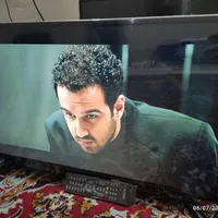 ال ای دی 32اینچsierraدر حد نو