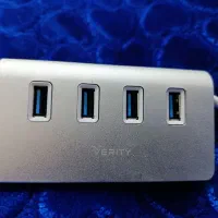 ولت شارژ چهار پورتی فقد پیام بدهید