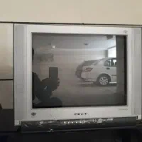 تلویزیون سوپرا به همراه میز تلویزیون و دیجیتال