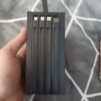 پاور 30هزار  با 4 کابل شارژر