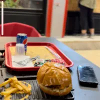 جذب نیروی کار برای فست فود