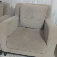 مبل ۸نفره تمیز قیمت۲۰۰۰۰۰۰۰ میلیون تومان