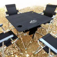 صندلی تاشو راحتی دسته دار مسافرتی ساحلی و میز سفری