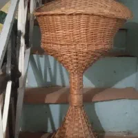 سبدحسیری پایه دار