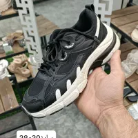 کتونی دخترانه زیر قیمت فاکتور 390تومن|کیف، کفش، کمربند|دزفول, |دیوار