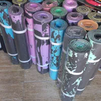 مت و آجر یوگا ، تخته استپ