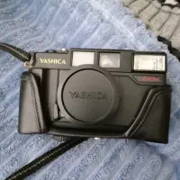 دوربین عکاسی فلاش و ...|دوربین عکاسی و فیلم‌برداری|قم, آلوچو|دیوار