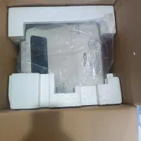 ویدو پرژکتور اپسون با کیفت بالا با کارتن|تلویزیون و پروژکتور|قم, زنبیل آباد|دیوار