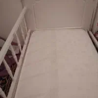 تخت کودک نو بدون کارکرد همراه با تشک رویال