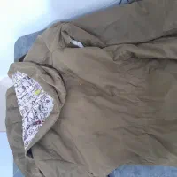 کاپشن|لباس|گرگان, |دیوار